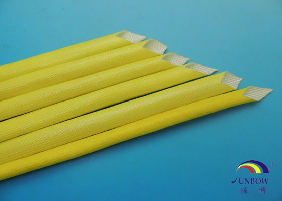 中国 黄色く黒く赤く自然な色のアクリル樹脂のガラス繊維は編みまスリーブを付けます/環境に優しい絶縁の袖を サプライヤー