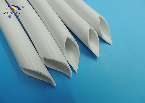中国 照明器具ワイヤー絶縁材 0.8mm - 26mm のための適用範囲が広いポリ塩化ビニールの管の管 サプライヤー