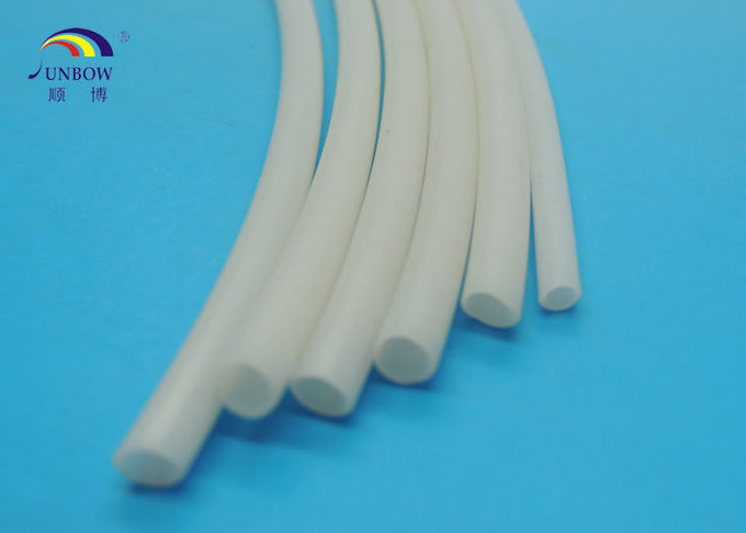 自動車ケーブル、絶縁材をワイヤーで縛るシーリングのための適用範囲が広く白いシリコーン ゴムの管